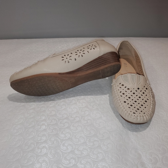 Ladies Alia Slip on Ballerinas Shoes - Picture 2 of 7